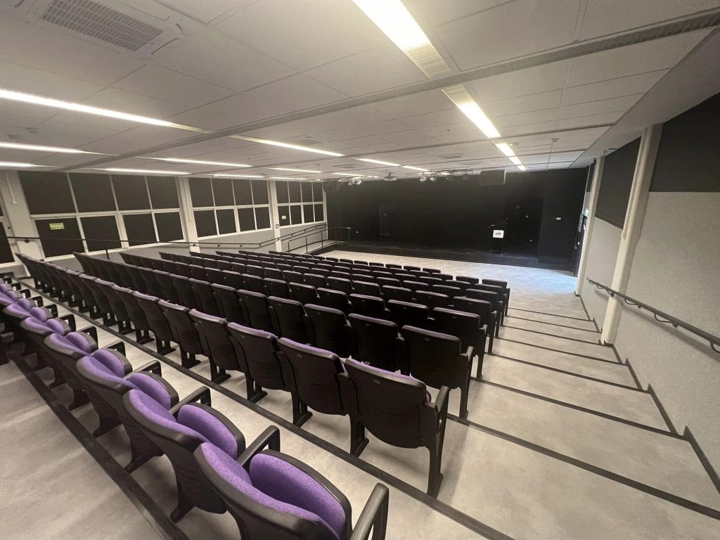 דף הבית אוריאל שטרן -מעצב פנים